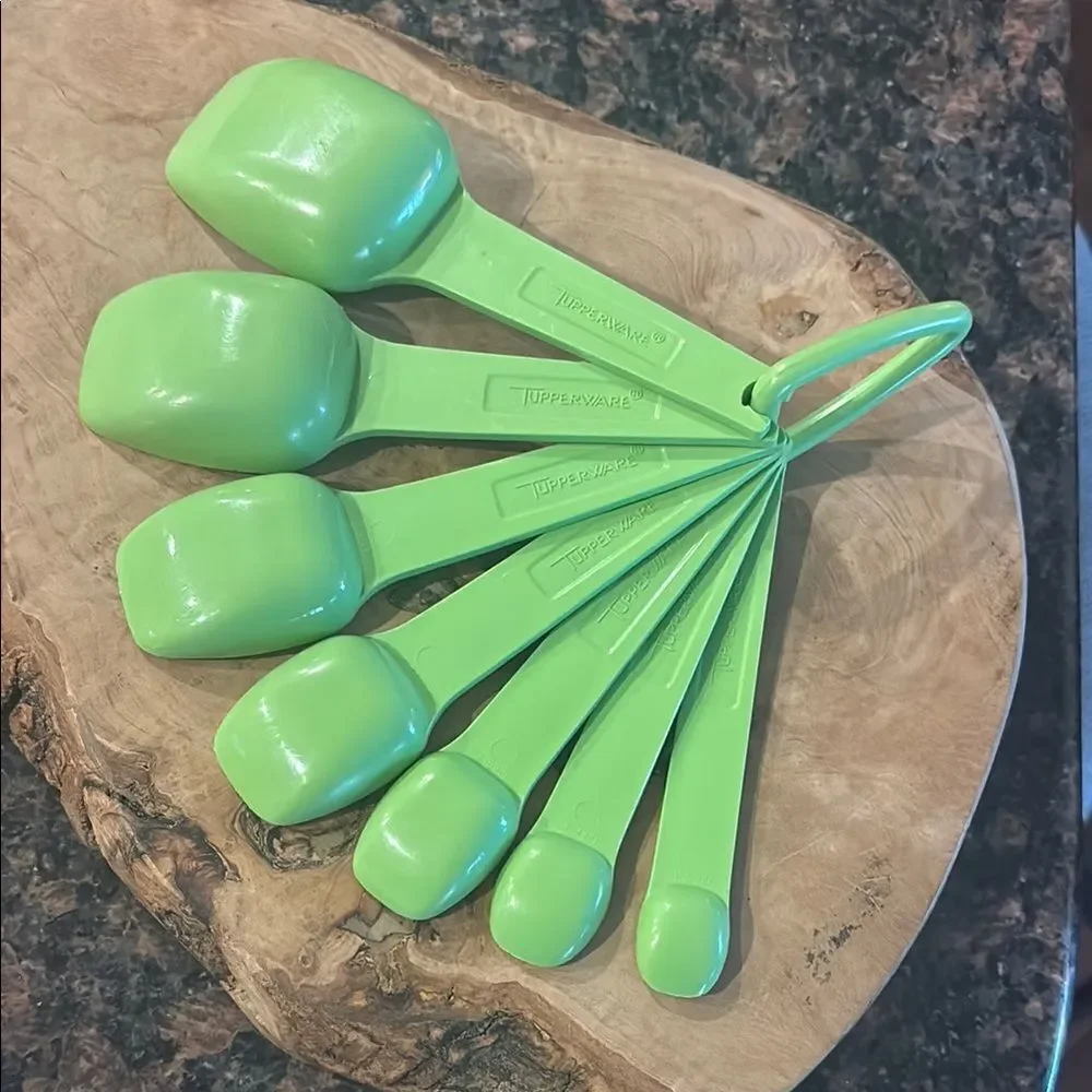 Vintage Lime Green Tupperware Measuring Spoon Set
